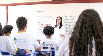 Programa Bolsa Mais Professores abre período de inscrição